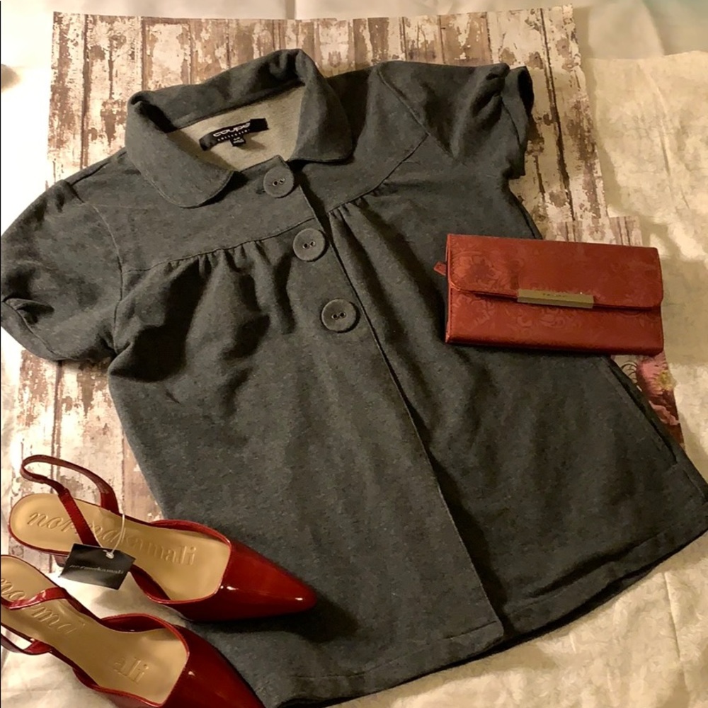 🌼EUC Coupe Collection gray top/ jacket S/P🌼